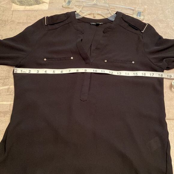 ⭐️DYNAMITE BLOUSE - Picture 10 of 11